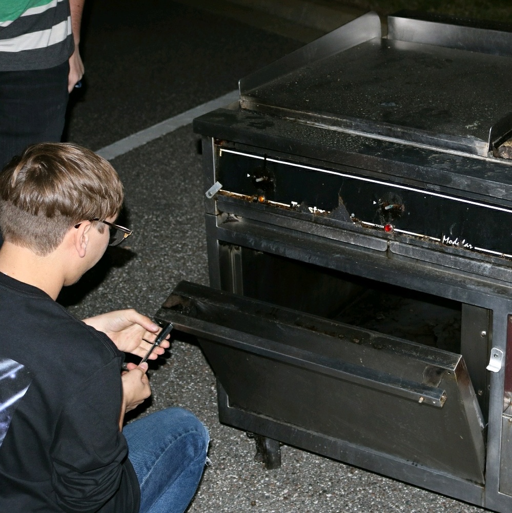 Meet your Posher, Ethan